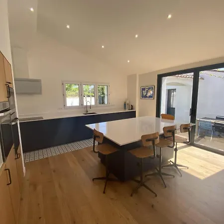 La Du Peu Des Hommes La Couarde-sur-Mer